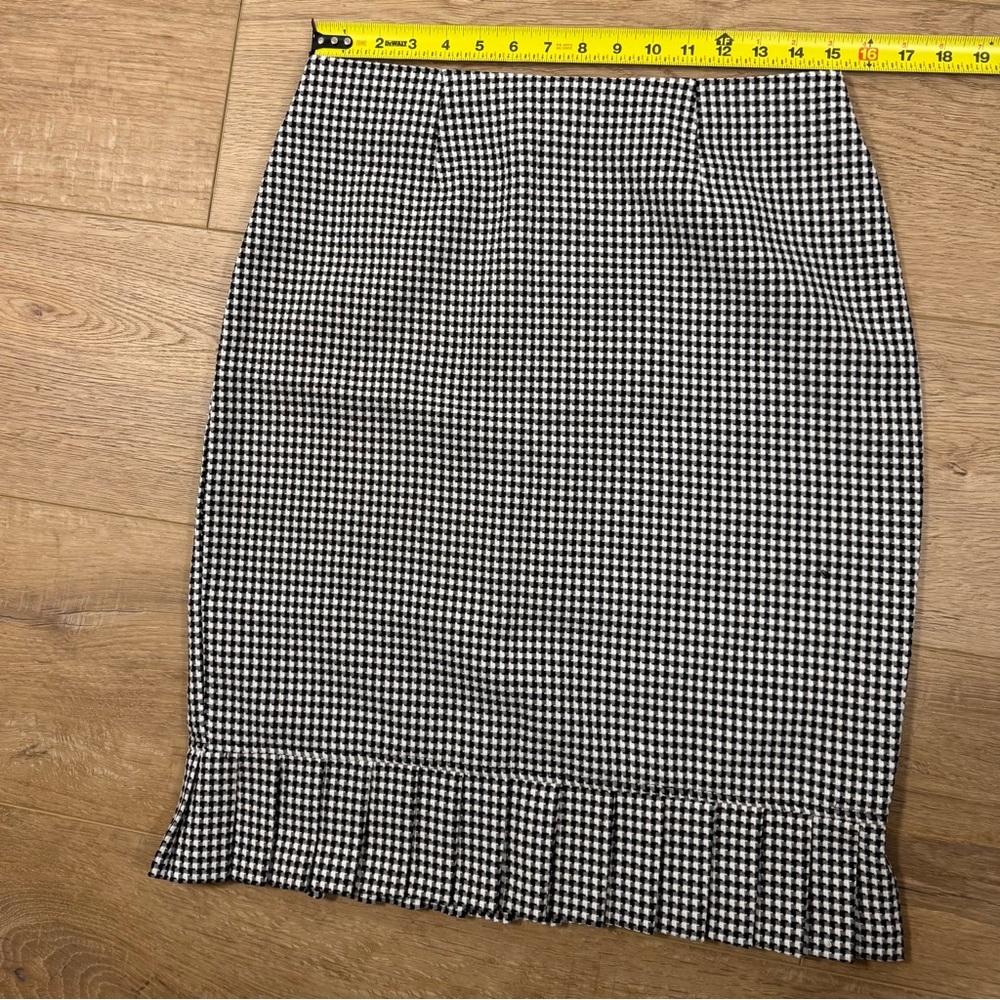 Vintage Sweet Suit Black White Houndstooth Skirt Suit Set Size 8 - Picture 7 of 14